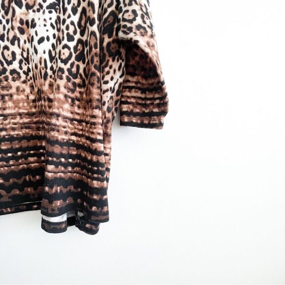 Alia Plus Size Sweater Top Leopard Print Side Slit Women's 2X Soft Stretchy - Picture 3 of 8